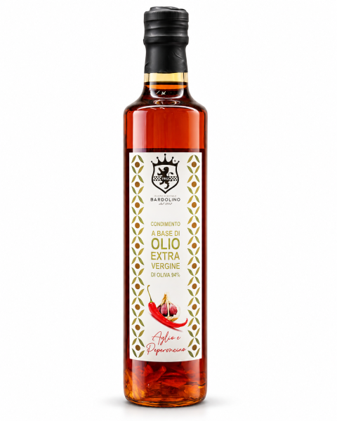 DRESSING BASED ON EXTRA VIRGIN OLIVE OIL FLAVOURED WITH "GARLIC AND CHILLI PEPPER"